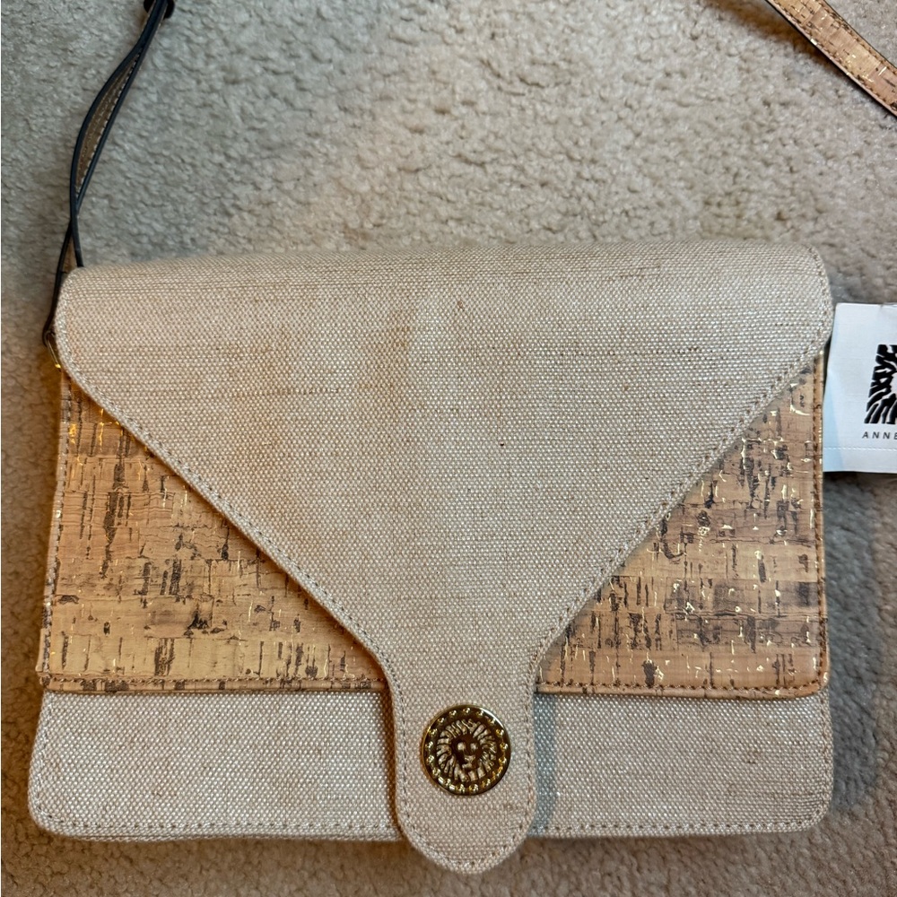 NWT Anne Klein Cream and Tan Crossbody Bag “Spring Fling” 10.5x8”